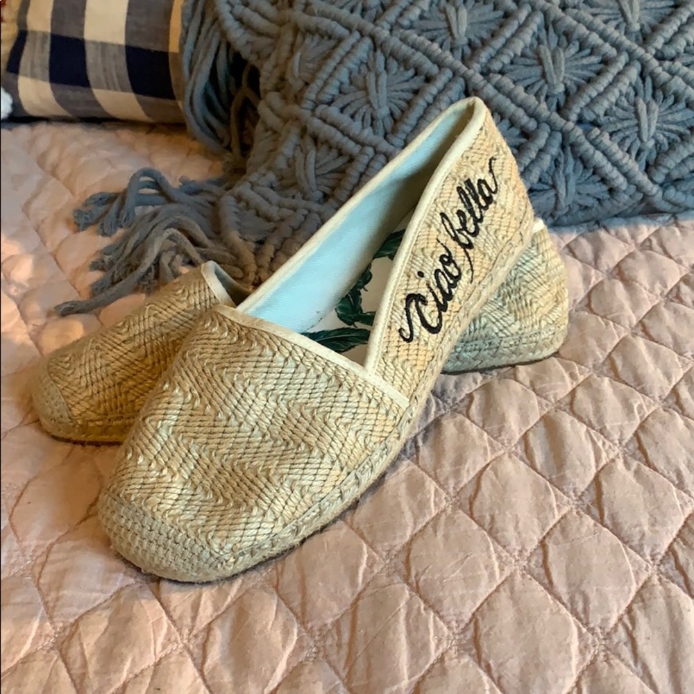 Gianni Bini espadrilles *never worn*
